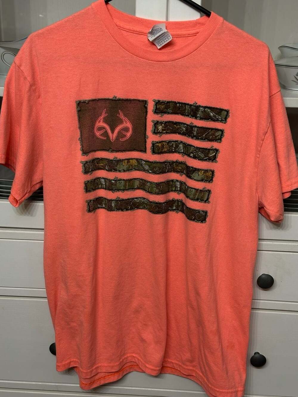 Delta Pro Weight Realtree Camo Flag Short Sleeve T-Shirt Peach Large